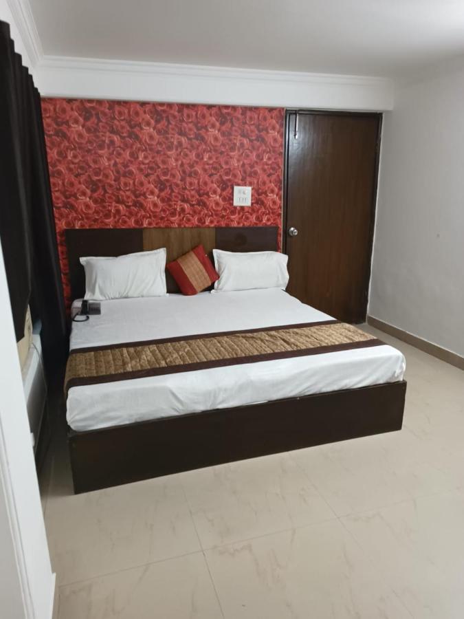 Hotel Airport Aditya Inn 新德里 外观 照片